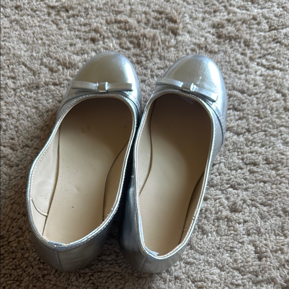 Elegant Silver Women's Flats